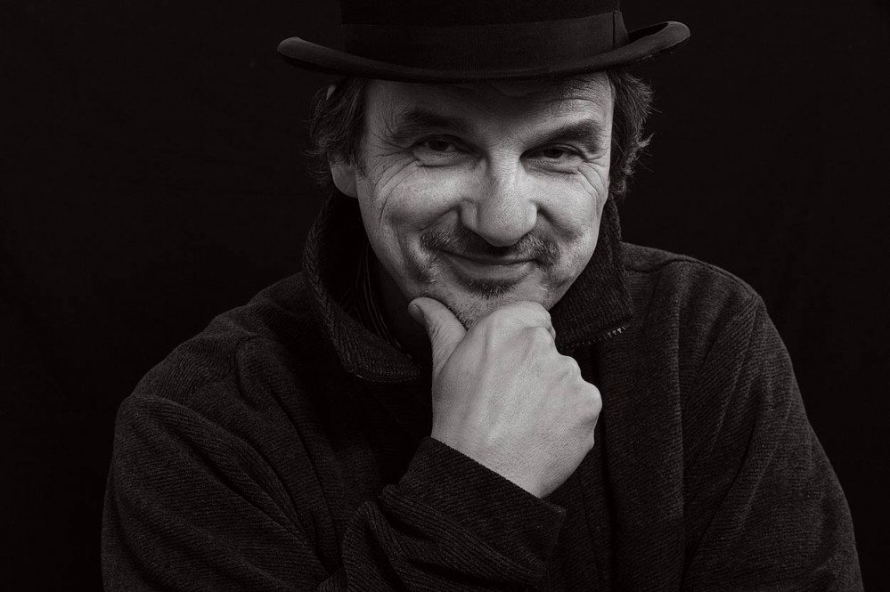 Frank  Giroud